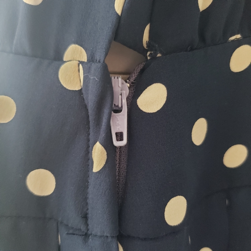 Albert Nipon | Silk Polka Dot Dress with Tie and Pleated Detail - Picture 12 of 16